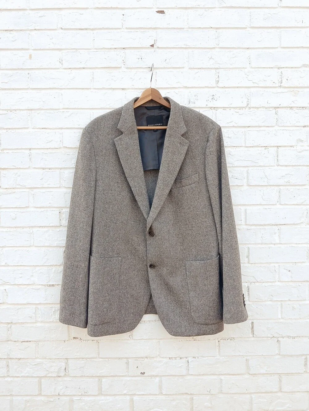 Banana Republic very good